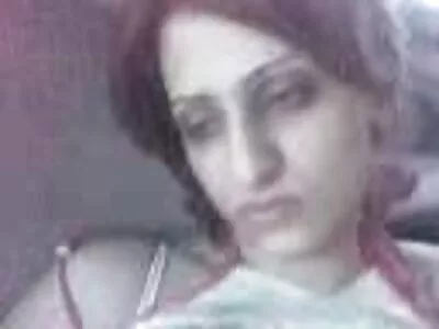 piliç am dudaklarını anal amatör ovuşturuyor