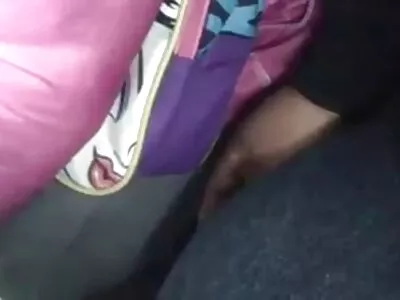güzel esmer karısı oyun ile onu pussyfinering tarafından kocasısonra emmek porno amatör anal horoz