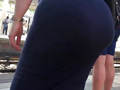 Kolej züppe sikikleri bir sıcak kuzgun saçlı amatör anal pornolar kız