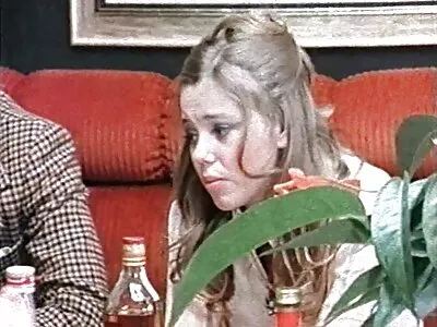 esmer gerizekalı kapalı amator anal video onu sevgilisi ve alır parmaklı