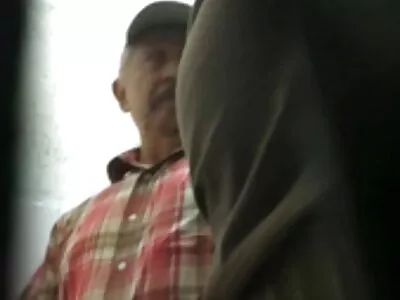Şişman amator anal sikis kadın okşanıyor