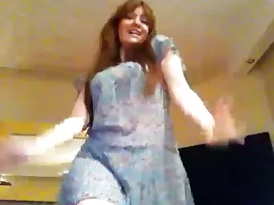 Sevimli hottie içinde bir anal amatör porno üniforma Mastürbasyon