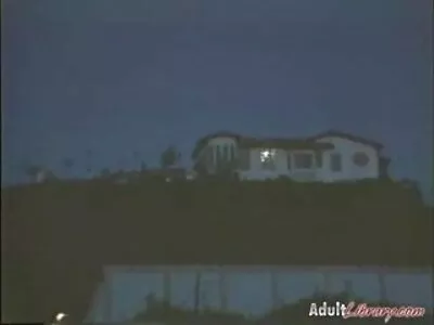 kız arkadaşı evde kemikli amatör anal alır