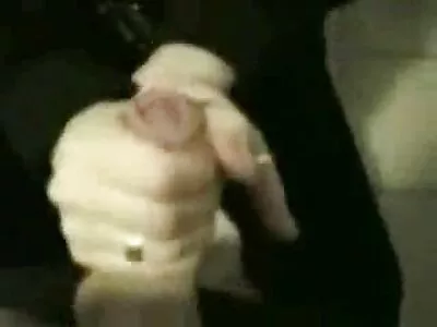 Güzel siyah milf karısı horoz için bekleyemez ve bu anal porno amator harika web kamerasını eğlenceli hale getirir