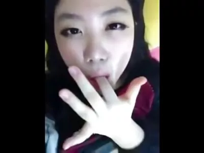 Olgun amator porno anal busty sarışın sahip olan bazı eğlence üzerinde kam
