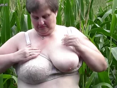 Çok amator anal sex izle güzel esmer kadın sıcak bir web kamerası eğlenceli arkadaşlarım,keyfini çıkarın