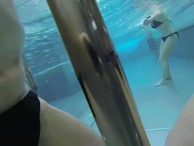 Harika yakın porno amator anal yukarı kedi beceriyor